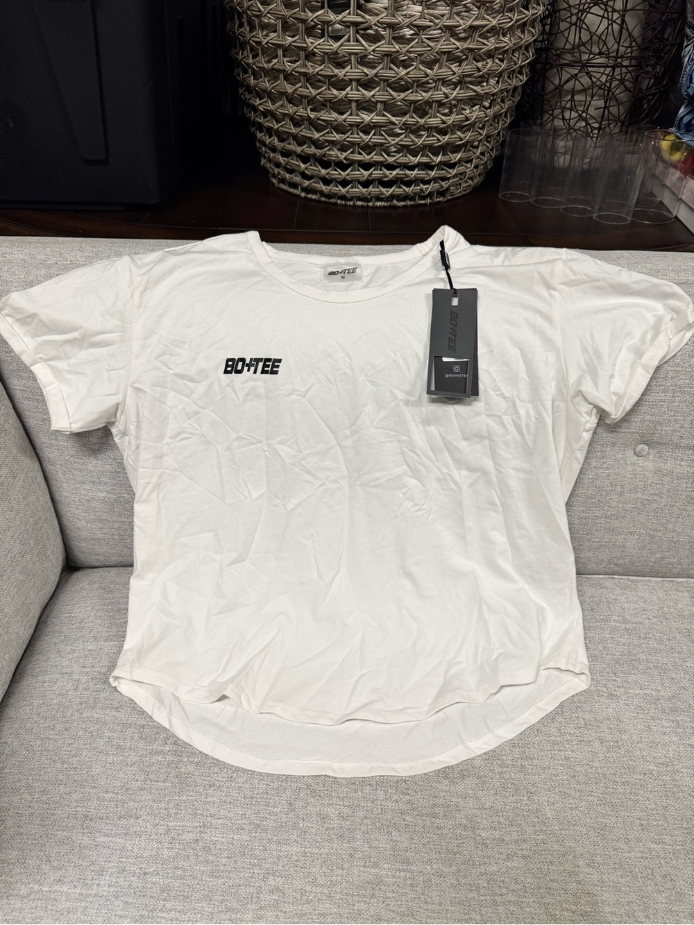 Botee Women's White Short-Sleeve Crew Tee
